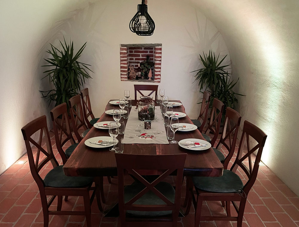 Gewölbekeller Weinbau Kurta